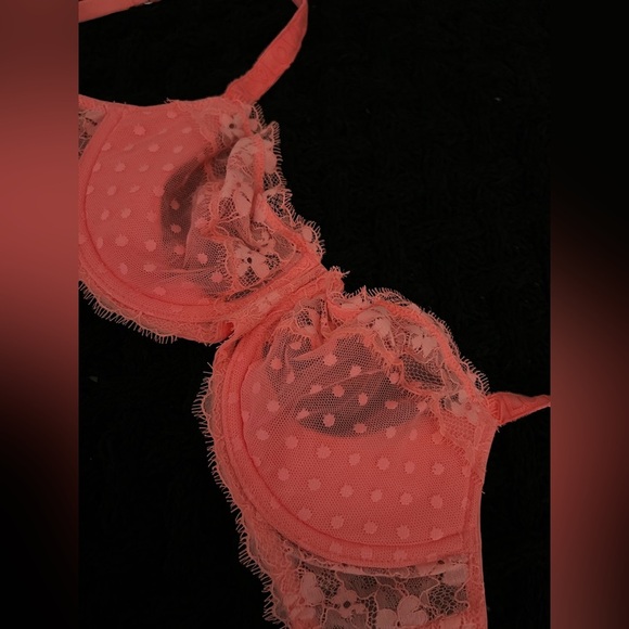 Victoria’s Secret Dream Angel Push Up Without Padding Coral 34C - Picture 1 of 5
